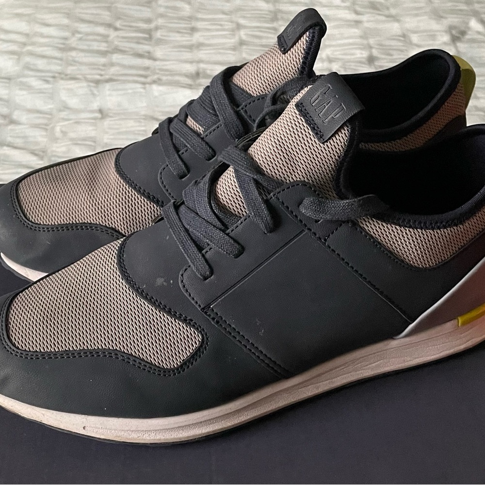 Gap Retro Sneakers